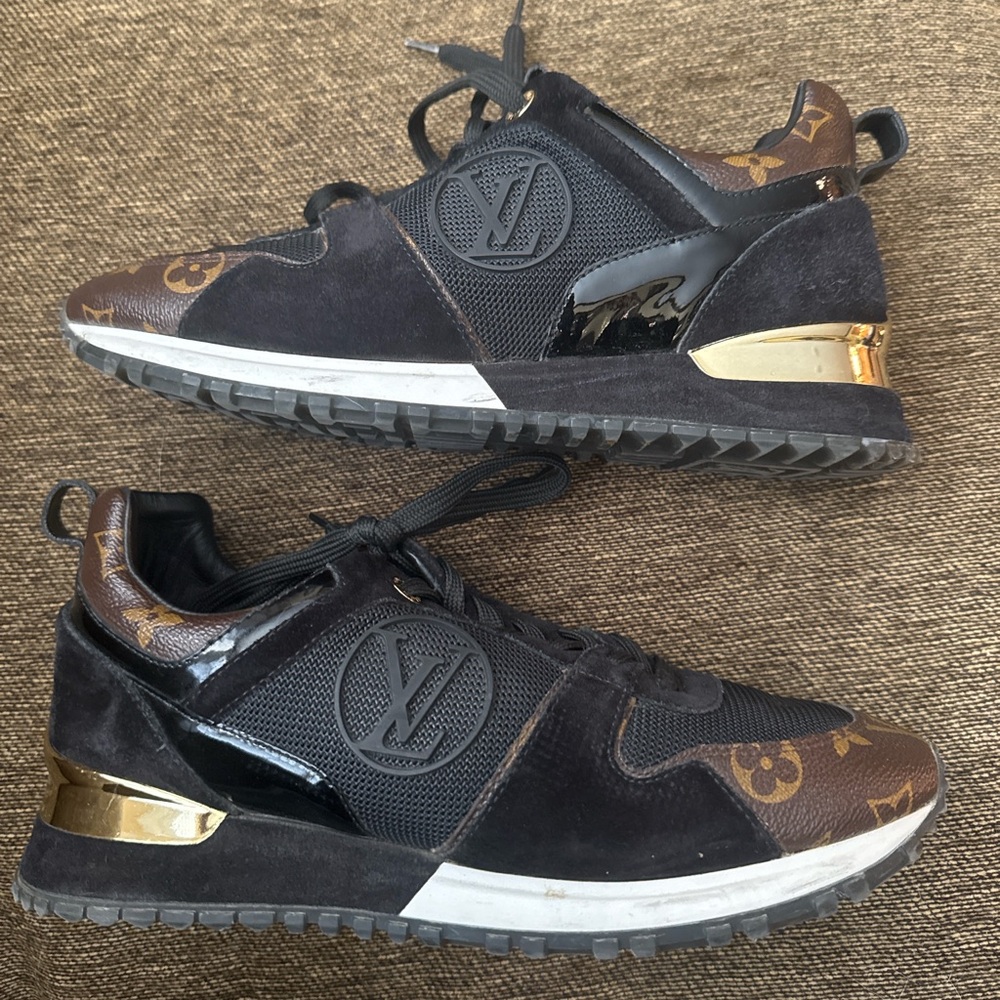 Louis Vuitton Sneakers